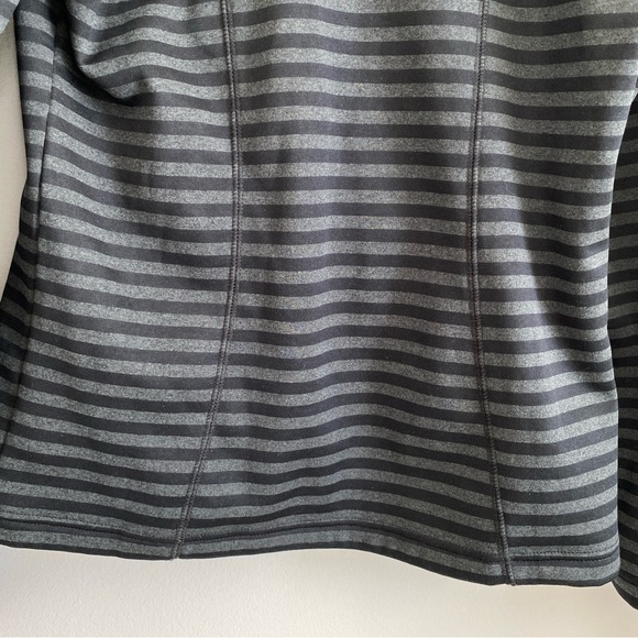 COLUMBIA Fleece 1/2 Zip Sweater Size Small - Picture 5 of 7